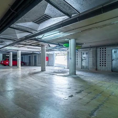 Hauzify I Blue Riviera Apartamento
