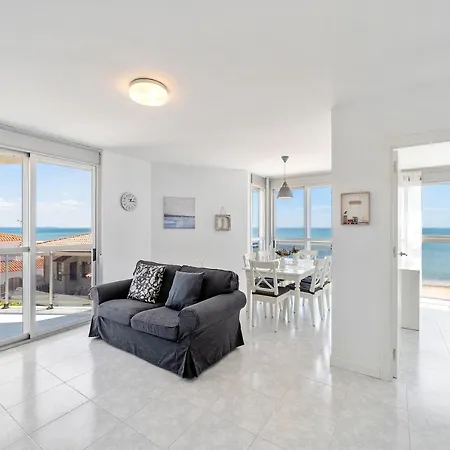 Hauzify I Blue Riviera Apartment Miami Playa
