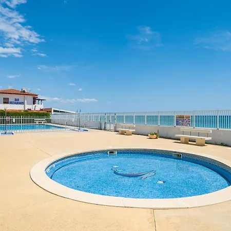 Hauzify I Blue Riviera Apartment Miami Playa